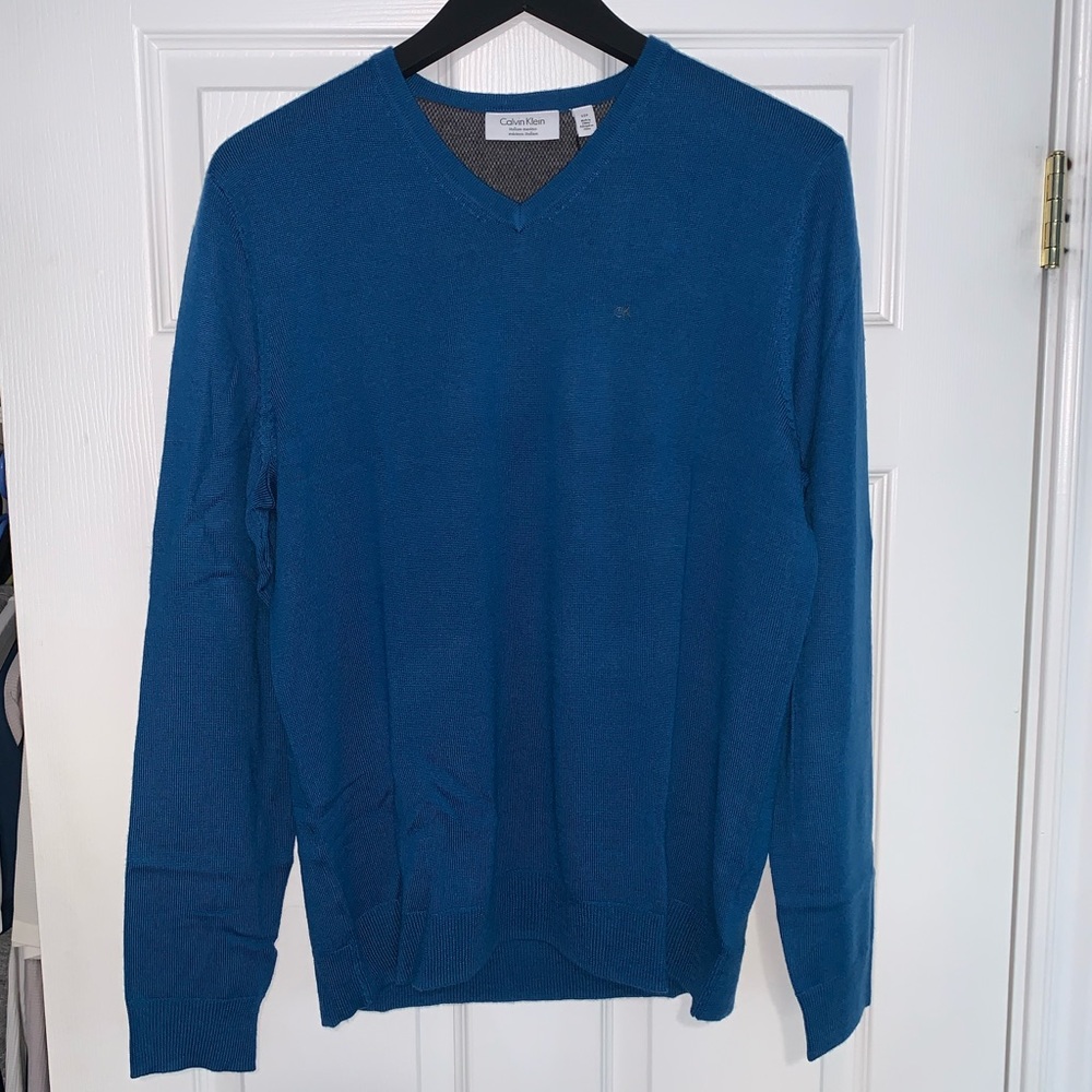 Calvin Klein Sweater